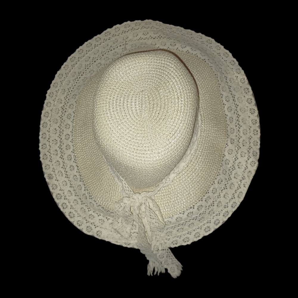 Marcus Adler New York Wide Brim Lace Trimmed Straw Hat